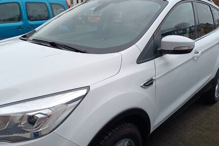 Ford Kuga 78.000 km 13.800 &euro; Köln 50739