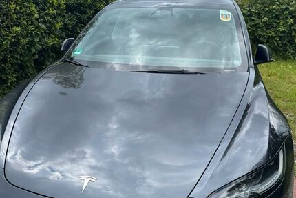 Tesla Model 3 35.000 km 32.900 &euro; Erkrath 40699