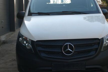 Mercedes-Benz Vito 215.300 km 8.800 &euro; Köln 50735