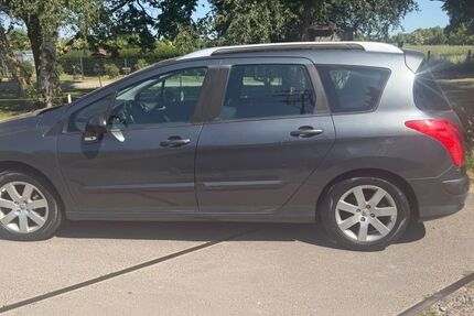 Peugeot 308 120.000 km 2.999 &euro; Willich 47877