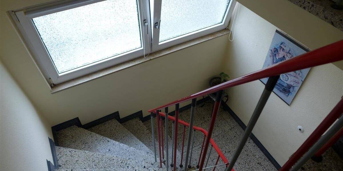 Mehrfamilienhaus, Wohnhaus Düsseldorf Lierenfeld - 9 Zimmer, 202 m&sup2;, 488.000&euro; | Angebot:26247298