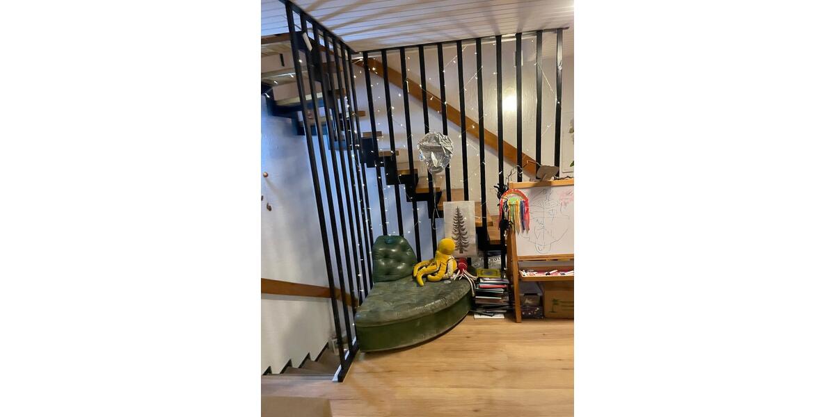 Doppelhaushälfte Wermelskirchen - 4 Zimmer, 200 m&sup2;, 485.000&euro; | Angebot:26041502