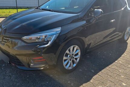 Renault Clio 53.000 km 14.800 &euro; Willich 47877