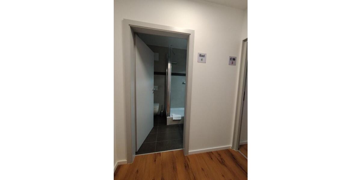 Verkauf eines kleinen Hotel garni in Köln voll genehmigter Beherbergungsbetrieb mit 8 Betten 4 Zimmern, studentisches Wohnen denkbar - Gewerbeobjekt Köln Mülheim | Angebot:22794810