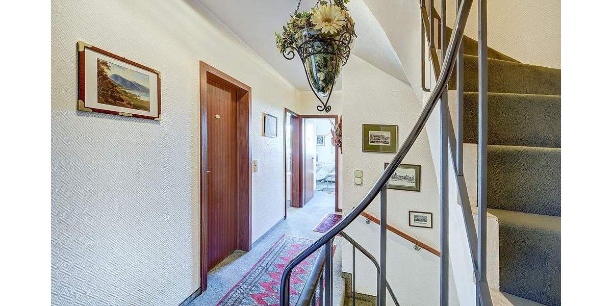 Reihenmittelhaus Düsseldorf Hubbelrath - 5 Zimmer, 124 m&sup2;, 549.000&euro; | Angebot:25744332