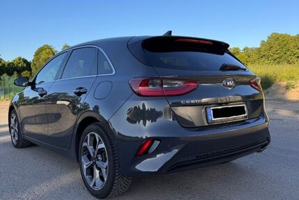 Kia ceed / Ceed 63.500 km 17.500 &euro; Dormagen 41539