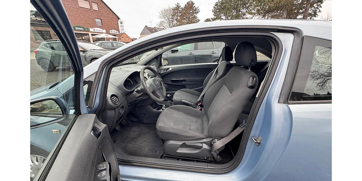 Opel Corsa 125.600 km 2.000 &euro; Grevenbroich 41515