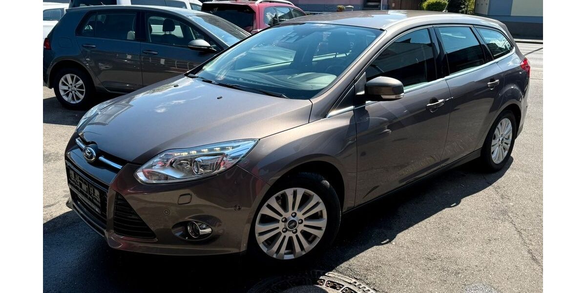 Ford Focus 92.730 km 7.950 &euro; Solingen 42659