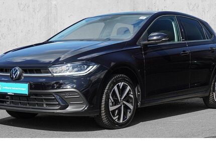 VW Polo 1.588 km 20.350 &euro; Düsseldorf 40474