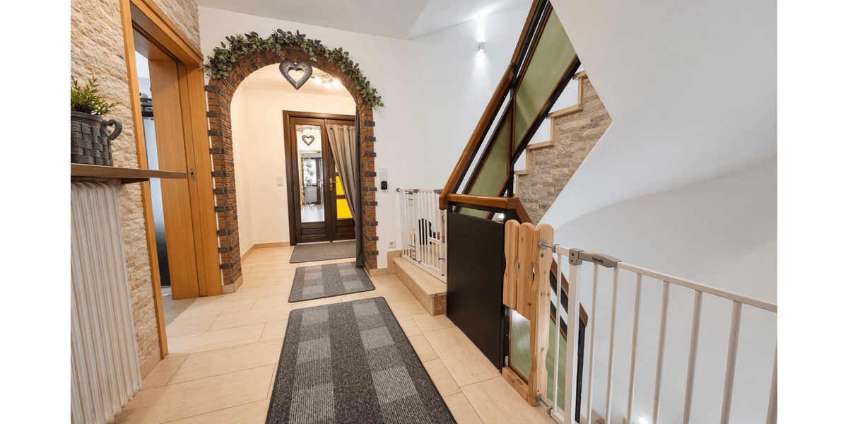 Reihenmittelhaus Grevenbroich Barrenstein - 5 Zimmer, 104 m&sup2;, 369.000&euro; | Angebot:26093185