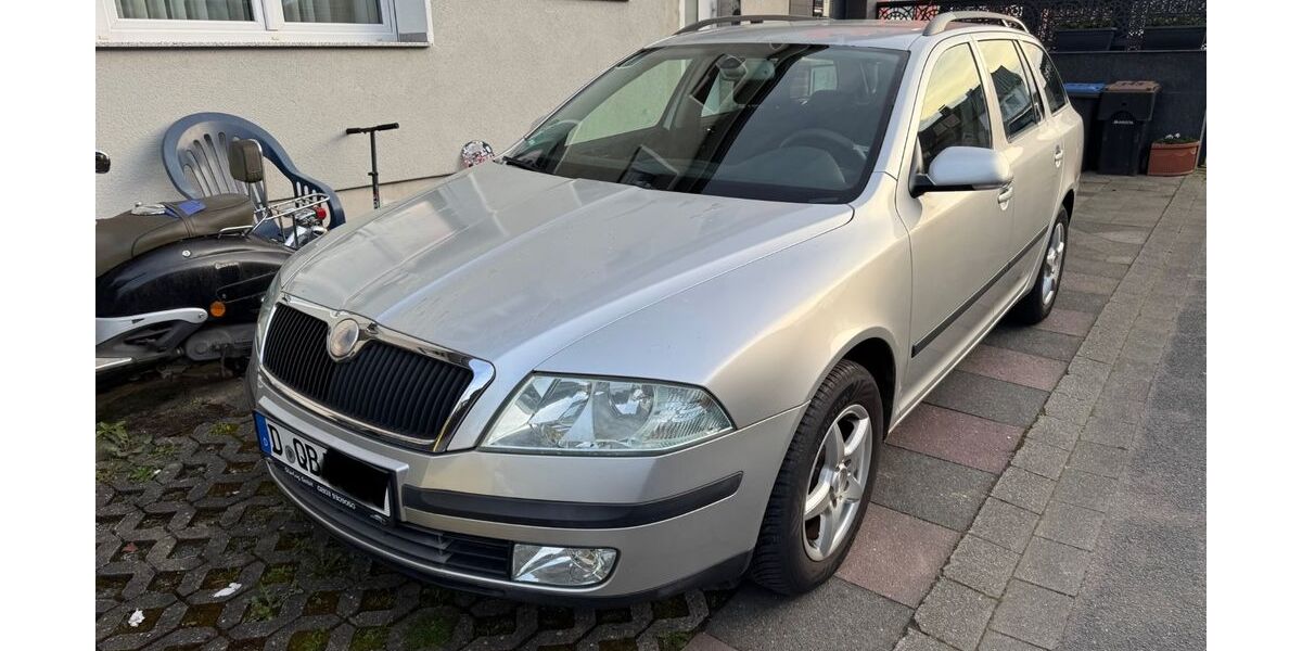 Skoda Octavia 196.288 km 1.500 &euro; Düsseldorf 40599