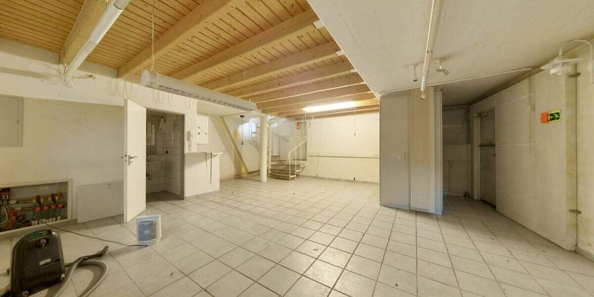 Einfamilienhaus Heiligenhaus Mitte - 1 Zimmer, 190 m&sup2;, 449.000&euro; | Angebot:25916325