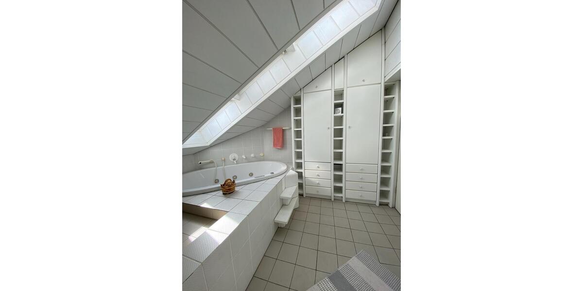 Doppelhaushälfte Leverkusen Bürrig - 6 Zimmer, 159 m&sup2;, 590.000&euro; | Angebot:25406853