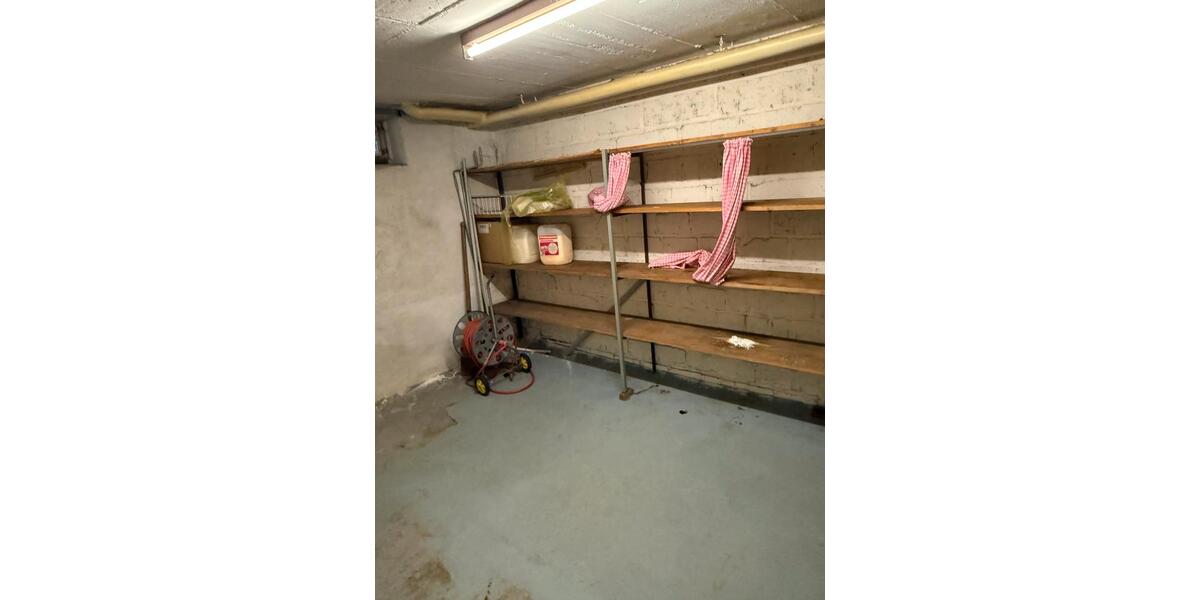 Reihenhaus Willich - 7 Zimmer, 130 m&sup2;, 350.000&euro; | Angebot:26037803