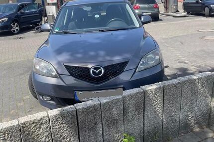 Mazda 3 187.000 km 3.499 &euro; Wuppertal 42281