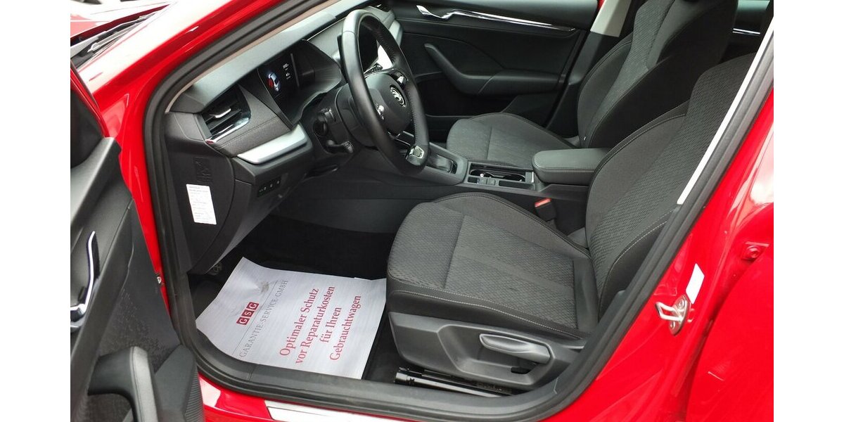 Skoda Octavia KUNDENAUFTRAG: STYLE NAVI BLUETOOTH PARKPI 53.254 km 19.904 &euro; Köln 50858