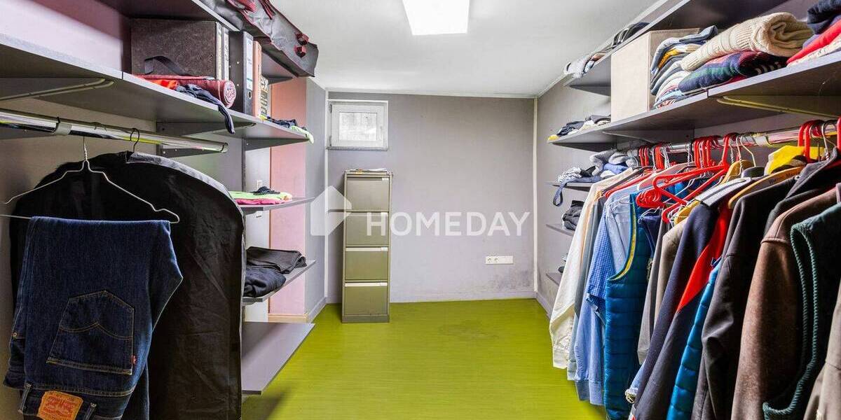 Gewerbeobjekt Köln Niehl - 6 Zimmer, 164 m&sup2;, 675.000&euro; | Angebot:25684175