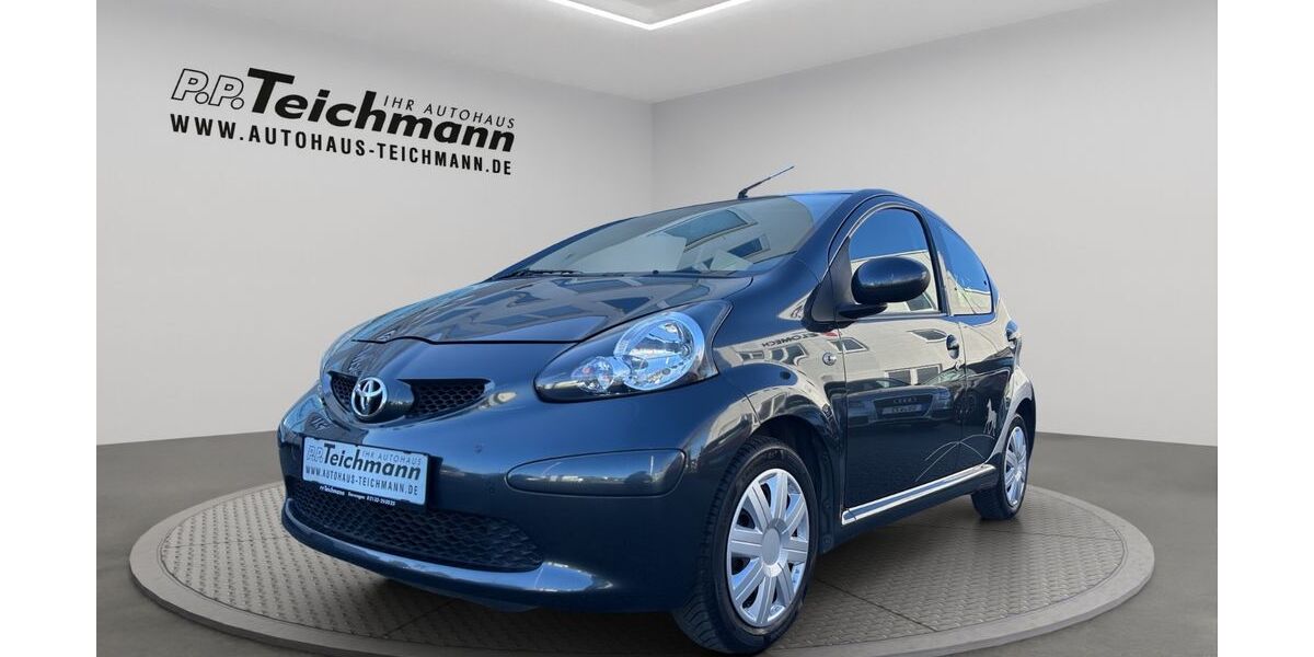 Toyota Aygo (X) 212.342 km 2.490 &euro; Dormagen 41540
