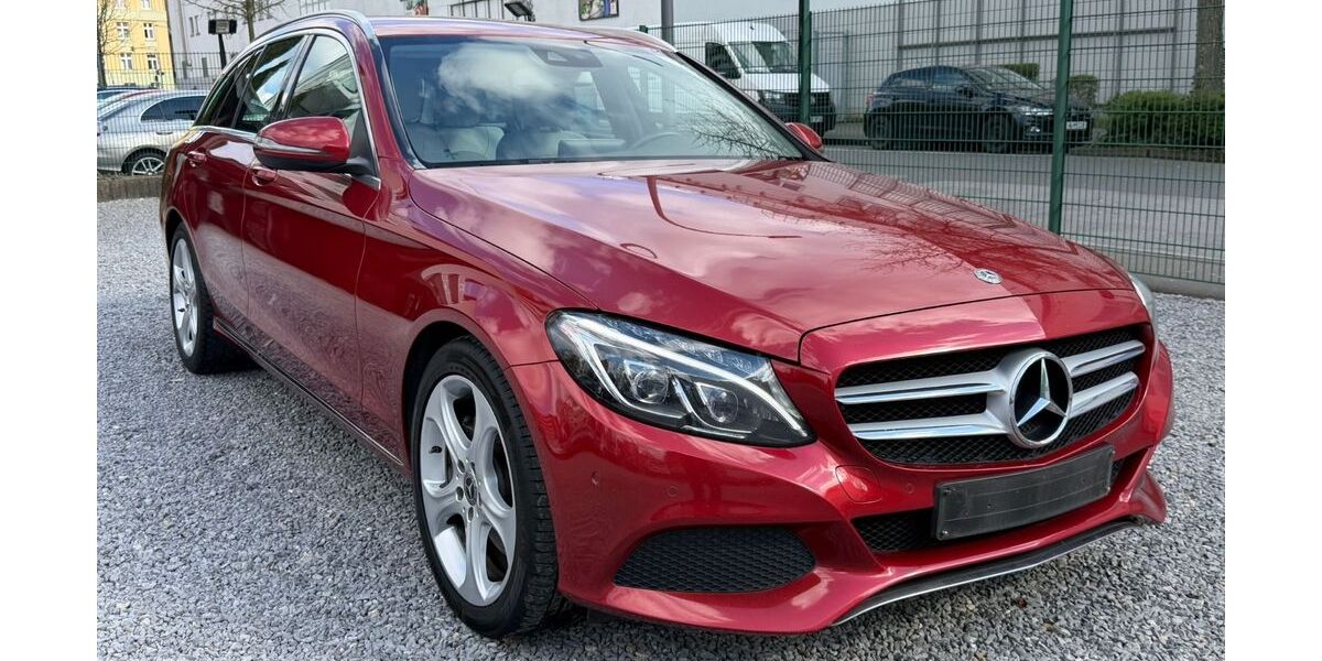 Mercedes-Benz C 300 149.500 km 15.950 &euro; Wuppertal 42285