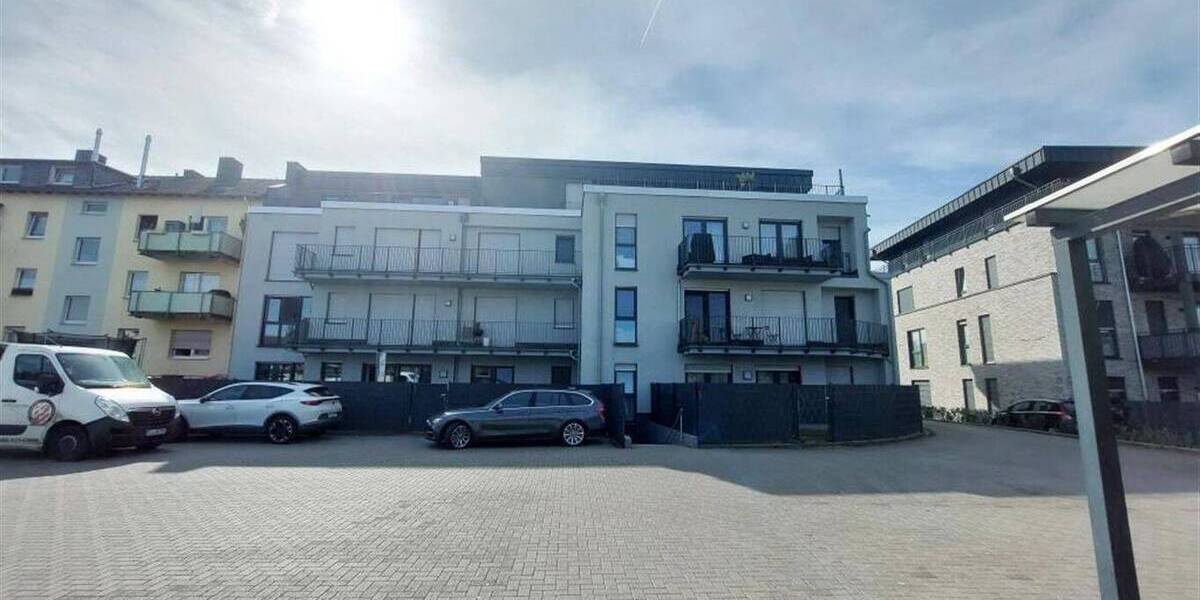 Etagenwohnung Leverkusen Quettingen - 3 Zimmer, 82 m&sup2;, 1.115&euro; | Angebot:26231039