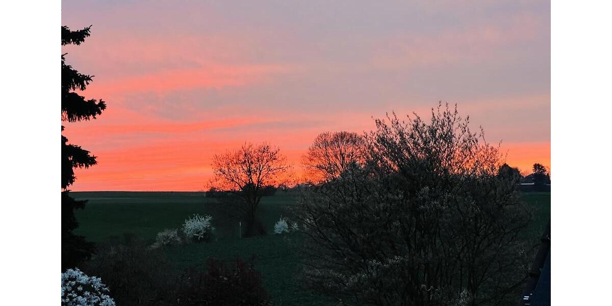 Etagenwohnung Pulheim - 4 Zimmer, 140 m&sup2;, 1.600&euro; | Angebot:26041764