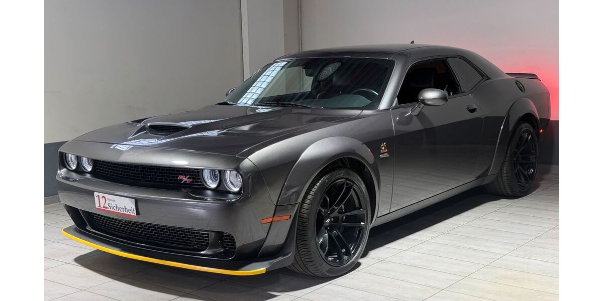 Dodge Challenger 13.928 km 47.770 &euro; Köln 50739