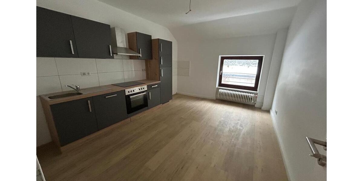 Etagenwohnung Wuppertal Arrenberg - 3 Zimmer, 95 m&sup2;, 1.000&euro; | Angebot:25216814