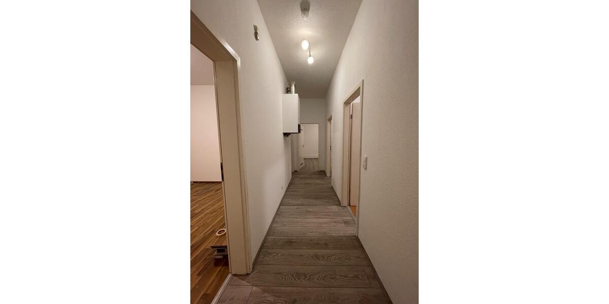 Etagenwohnung Wuppertal Gemarkung Langerfeld - 3 Zimmer, 75 m&sup2;, 492&euro; | Angebot:24704095