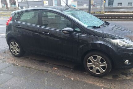 Ford Fiesta 206.000 km 2.450 &euro; Köln 51107