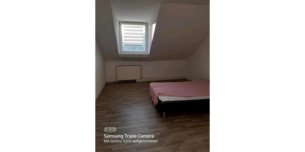 Dachgeschoßwohnung Wuppertal Unterbarmen - 4 Zimmer, 93 m&sup2;, 787&euro; | Angebot:25645296