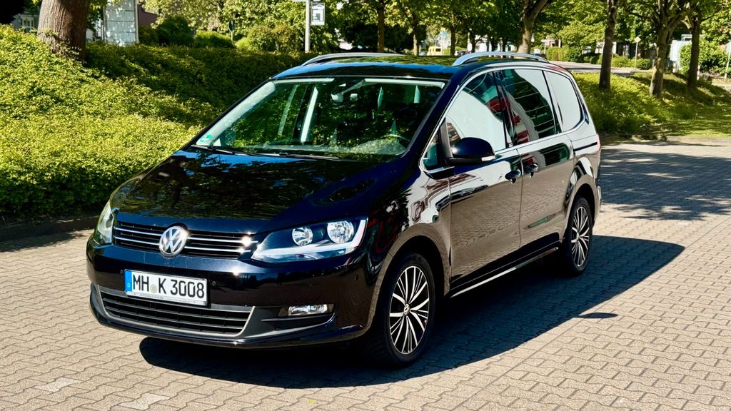 VW Sharan 100.900 km 18.600 &euro; Mülheim an der Ruhr 45472