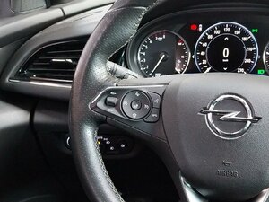 Opel Insignia Ultimate ACC 360° SHZ LHZ Navi HUD 95.651 km 17.800 &euro; HAAN 42781