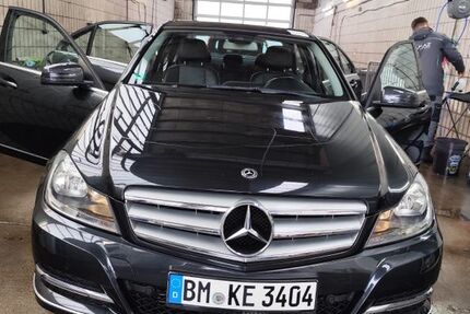 Mercedes-Benz C 250 117.000 km 8.900 &euro; koln 50679