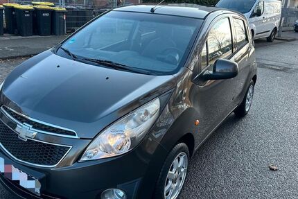 Chevrolet Spark 106.850 km 3.200 &euro; köln 50739