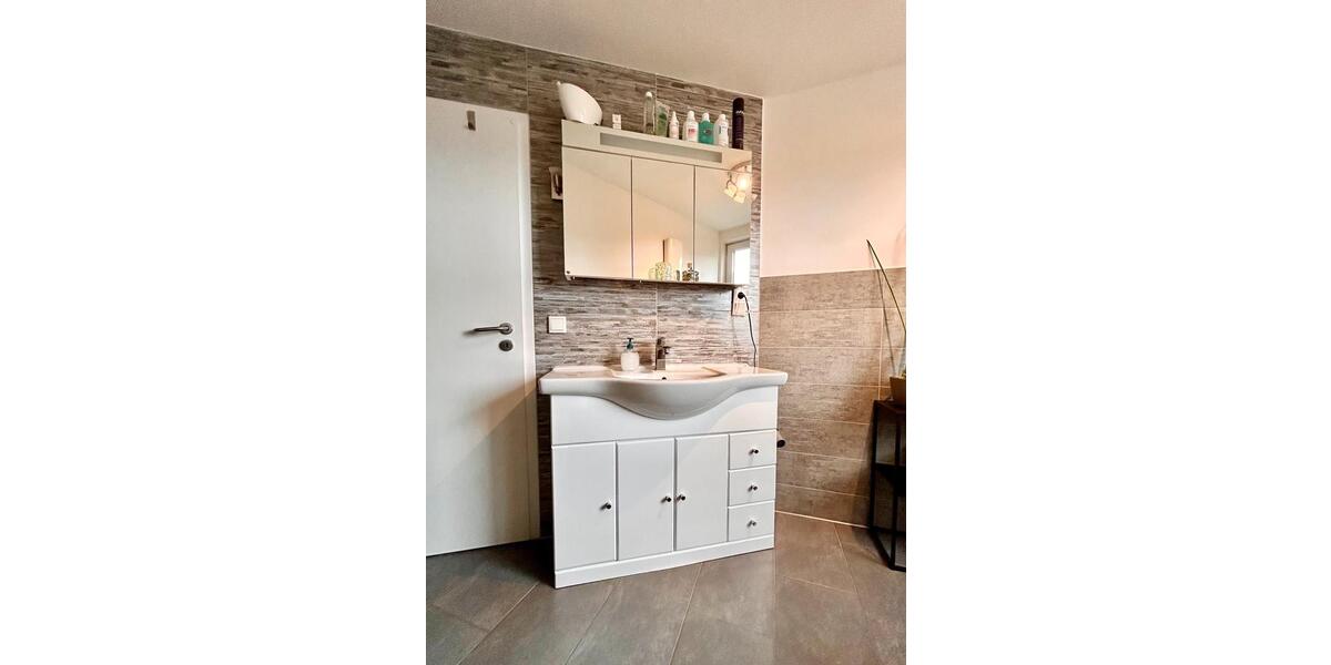 Etagenwohnung Wuppertal Gemarkung Langerfeld - 3 Zimmer, 90 m&sup2;, 195.000&euro; | Angebot:26613096