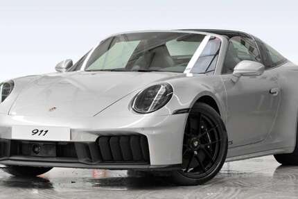 Porsche 992 9.900 km 199.900 &euro; Düsseldorf 40468