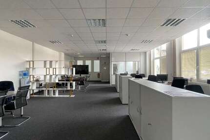 Gewerbeobjekt Düsseldorf Lörick - 2.800&euro; | Angebot:26159666