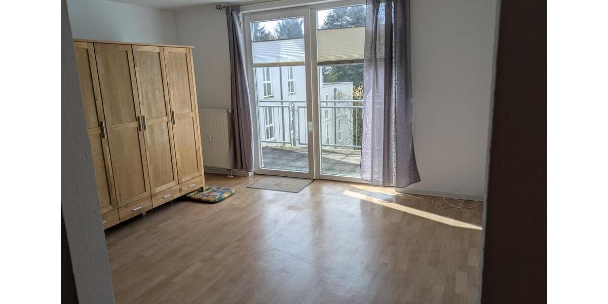 Dachgeschoßwohnung Solingen Mitte - 2 Zimmer, 49 m&sup2;, 836&euro; | Angebot:25541366