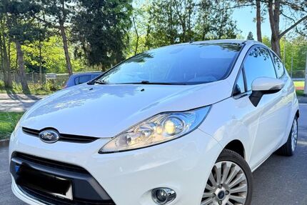 Ford Fiesta 119.863 km 4.690 &euro; Köln 50670