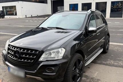 Mercedes-Benz ML 420 319.600 km 13.900 &euro; Köln 50827