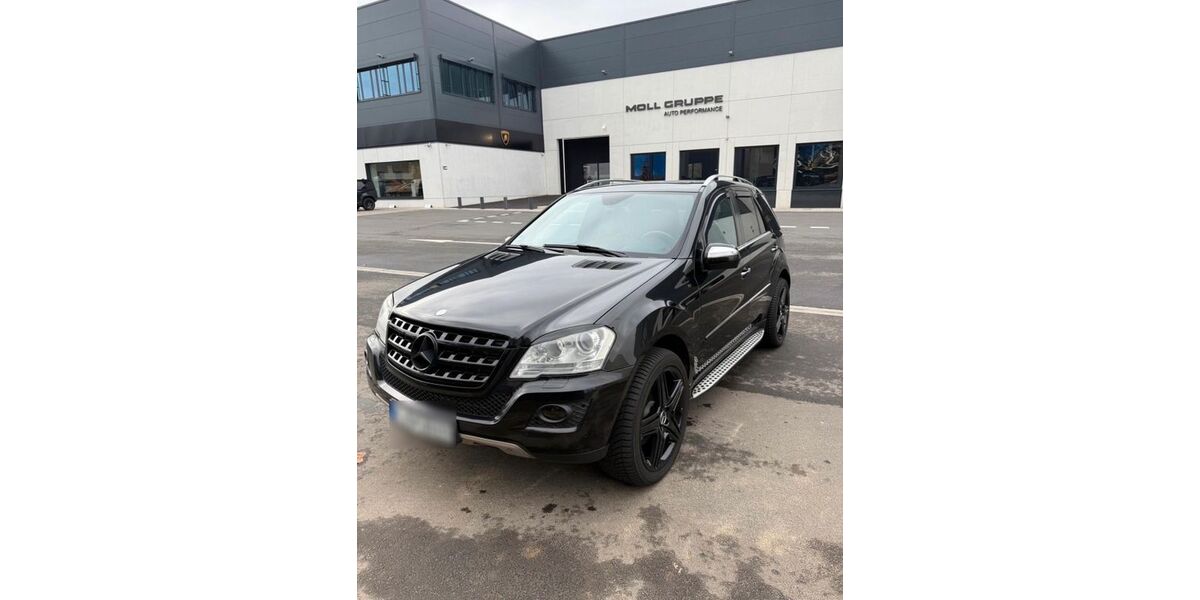 Mercedes-Benz ML 420 319.600 km 13.900 &euro; Köln 50827