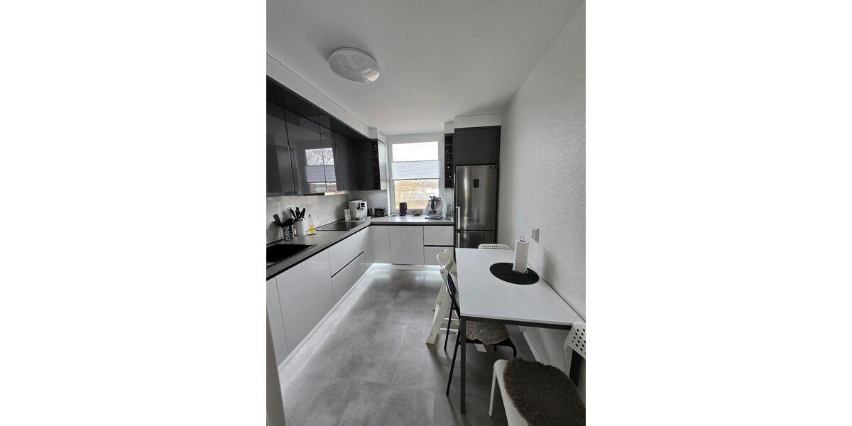 Etagenwohnung Ratingen Tiefenbroich - 3 Zimmer, 92 m&sup2;, 315.000&euro; | Angebot:25936143