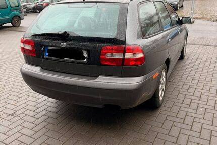 Volvo V40 265.790 km 1.600 &euro; Solingen 42653