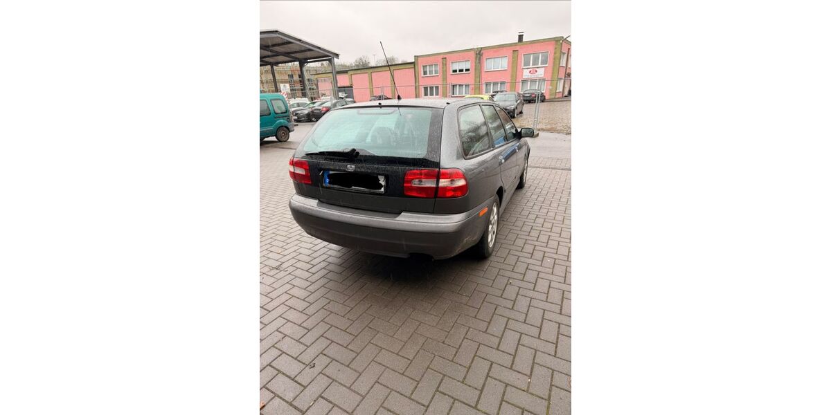 Volvo V40 265.790 km 1.750 &euro; Solingen 42653