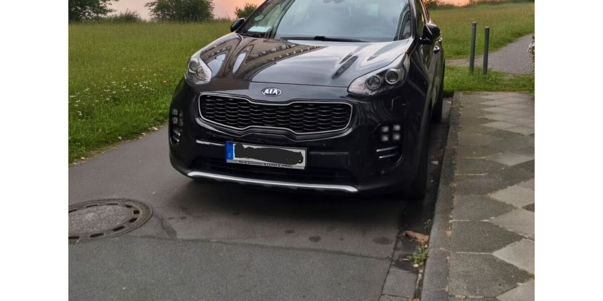 Kia Sportage 96.000 km 14.700 &euro; Düsseldorf 40212