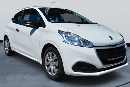 Peugeot 208 105.000 km 3.850 &euro; Bergisch Gladbach 51469