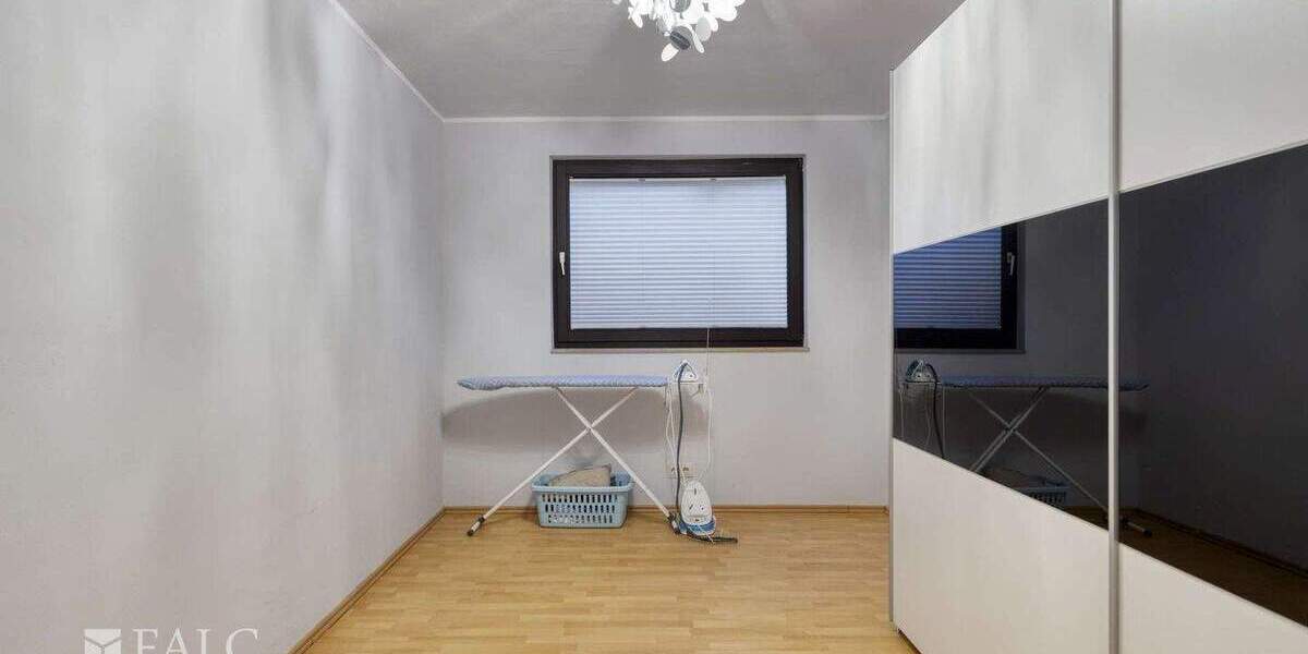 Mehrfamilienhaus, Wohnhaus Pulheim - 7 Zimmer, 351 m&sup2;, 1.199.000&euro; | Angebot:25820748