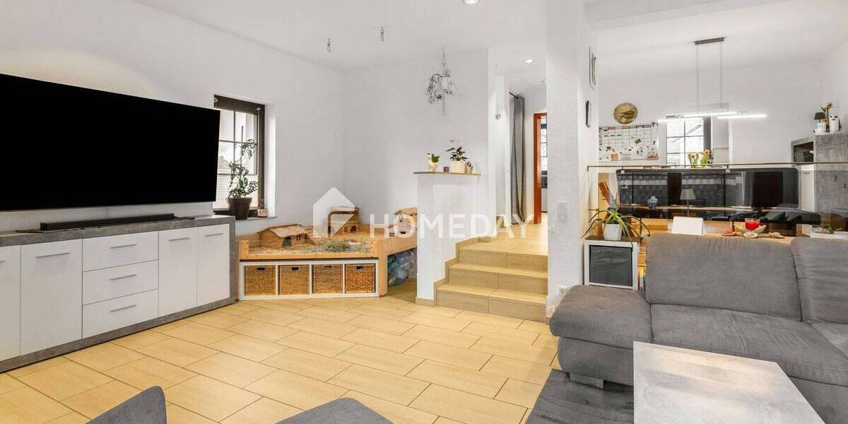 Reihenendhaus Hückeswagen Innenstadt - 8 Zimmer, 170 m&sup2;, 535.000&euro; | Angebot:26189383