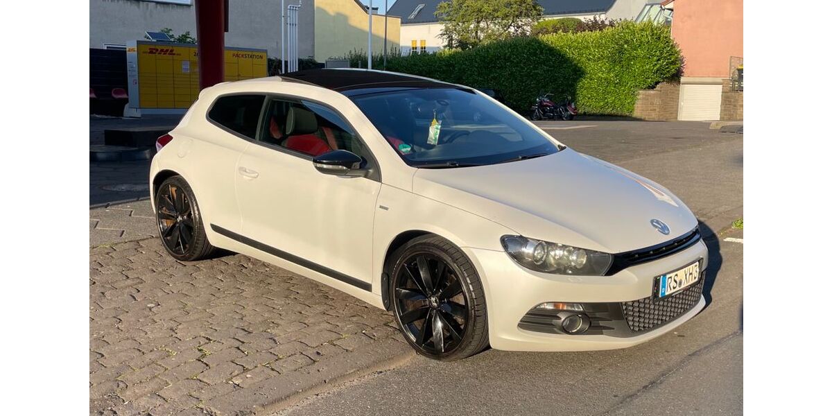 VW Scirocco 218.000 km 9.600 &euro; Remscheid 42857
