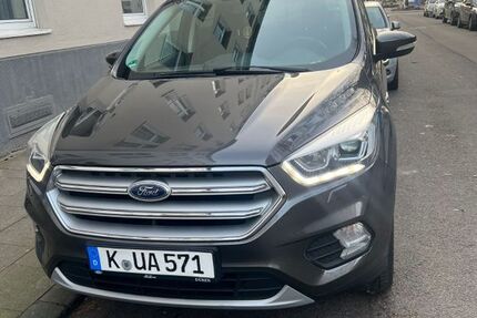Ford Kuga 70.000 km 11.999 &euro; köln 51107